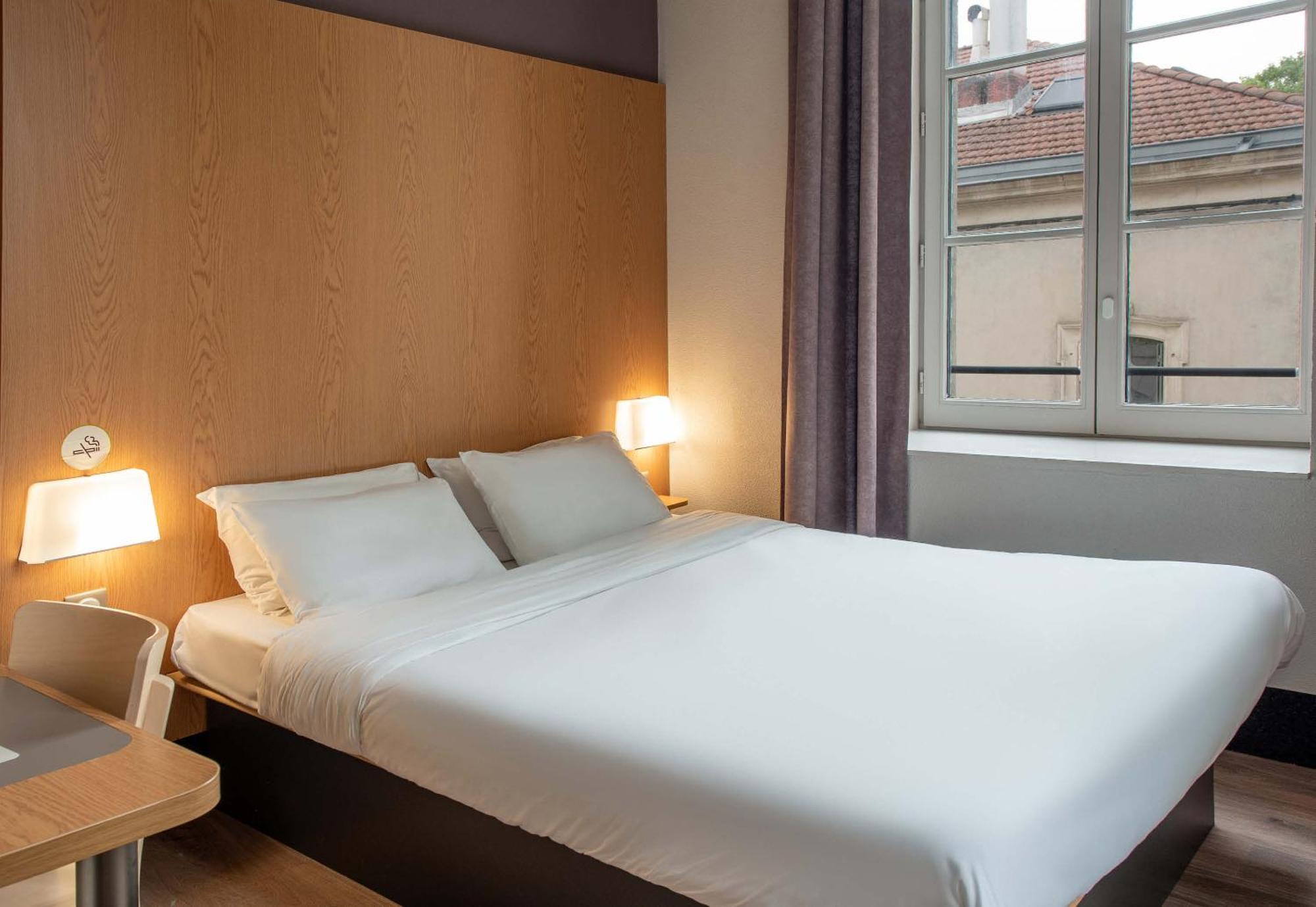 B&B Hotel Castres Centre Gambetta Buitenkant foto