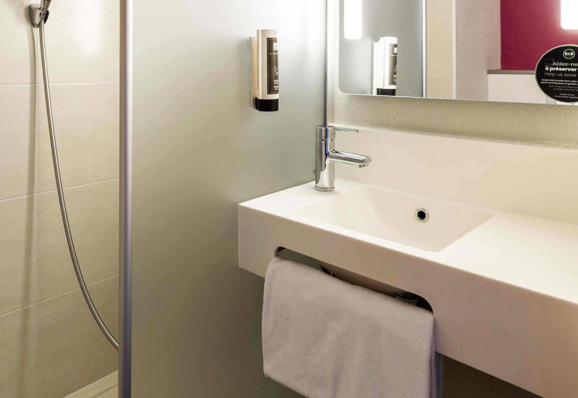 B&B Hotel Castres Centre Gambetta Buitenkant foto